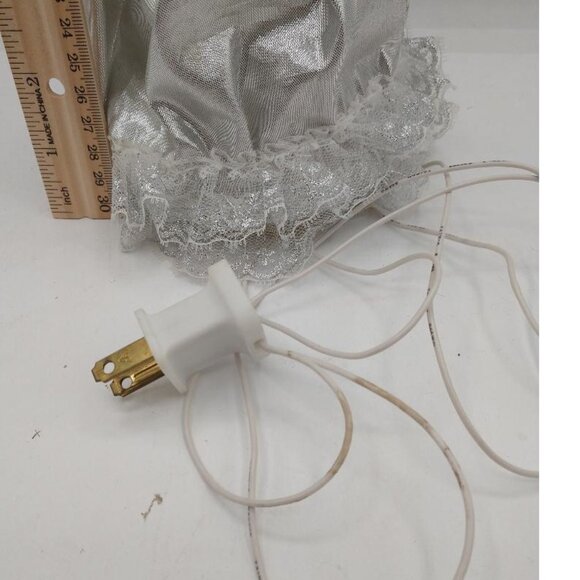 Illuminated Angel Christmas Tree Topper With Silver Gown & Lights - Picture 4 of 8